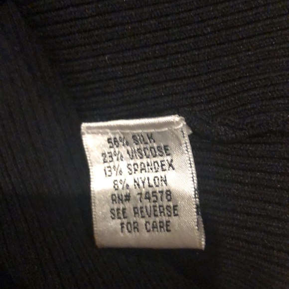 Sweater - Picture 6 of 8